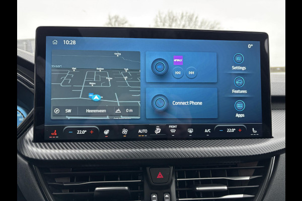 Ford Kuga 2.5 PHEV ST-Line X 243pk | orig. NL auto | Panoramadak | Wegklapbare trekhaak | Winter Pack | 19 inch | Adaptieve LED | Head up Display | Solar Silver