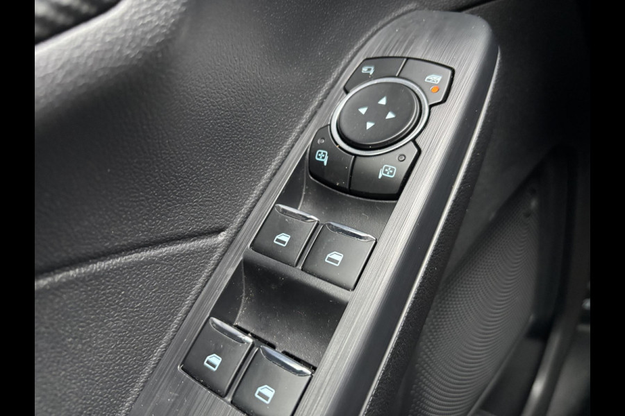 Ford Kuga 2.5 PHEV ST-Line X 243pk | orig. NL auto | Panoramadak | Wegklapbare trekhaak | Winter Pack | 19 inch | Adaptieve LED | Head up Display | Solar Silver