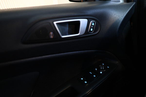 Ford EcoSport 1.0 EcoBoost Titanium CARPLAY CLIMA PDC STOEL+STUUR VW "18