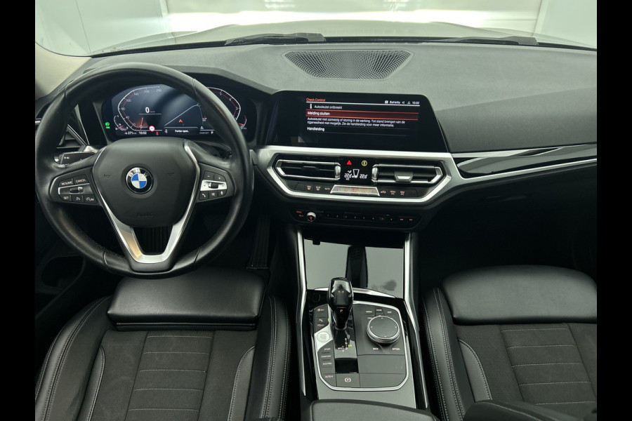 BMW 3 Serie Touring 320i Executive Edition(2e Eig, NL-auto, Dealer onderH, Navi Prof, Carplay, Sportstoelen, Parkeerhulp, Etc)