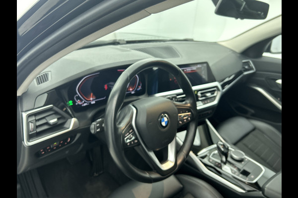 BMW 3 Serie Touring 320i Executive Edition(2e Eig, NL-auto, Dealer onderH, Navi Prof, Carplay, Sportstoelen, Parkeerhulp, Etc)