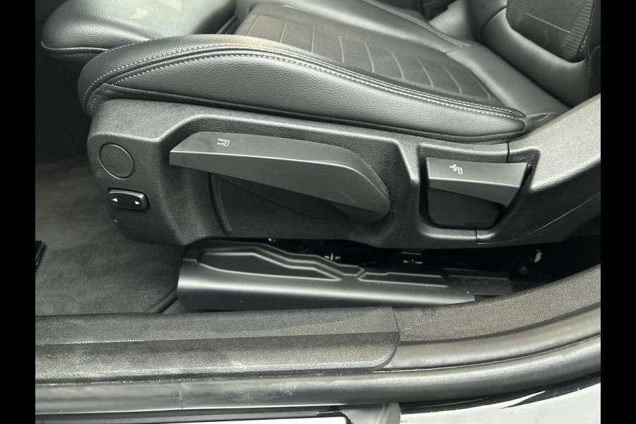 BMW 3 Serie Touring 320i Executive Edition(2e Eig, NL-auto, Dealer onderH, Navi Prof, Carplay, Sportstoelen, Parkeerhulp, Etc)