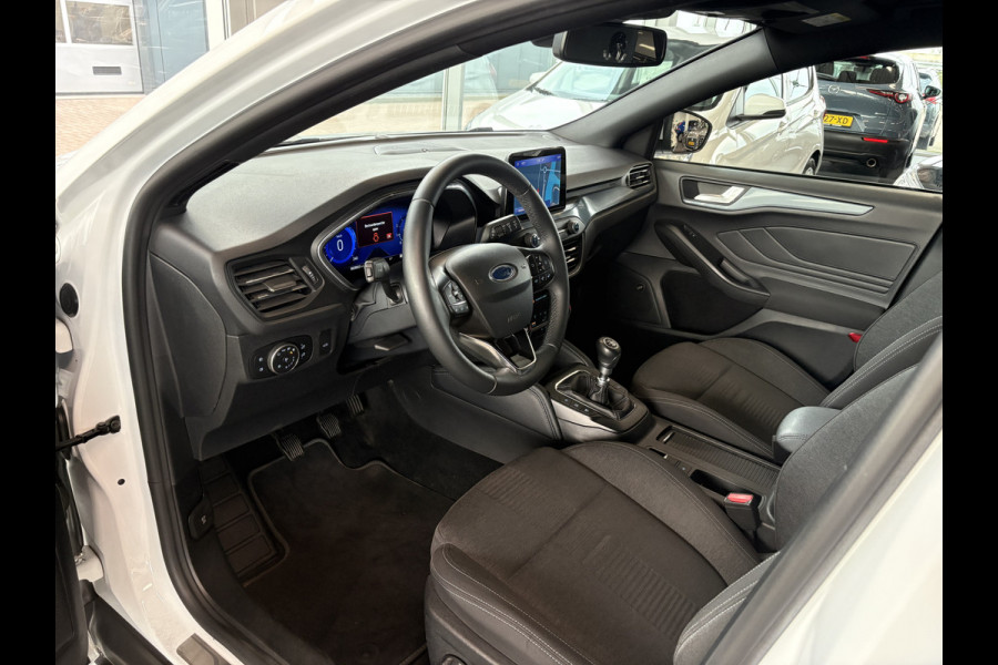 Ford FOCUS Wagon 1.0 EcoB.Hybrid 155pk Active X Business KEYLESS/B&OAUDIO/CAMERA/NAVI/CARPLAY/18INCH