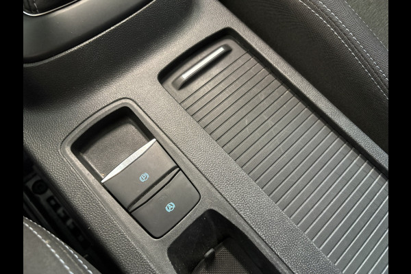 Ford FOCUS Wagon 1.0 EcoB.Hybrid 155pk Active X Business KEYLESS/B&OAUDIO/CAMERA/NAVI/CARPLAY/18INCH