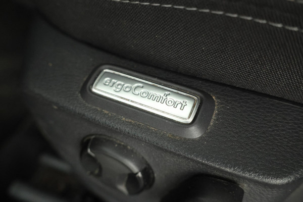 Volkswagen Passat Variant 1.5 TSI Elegance Business Trekhaak, Panorama, Navigatie, Stoelverwarming!