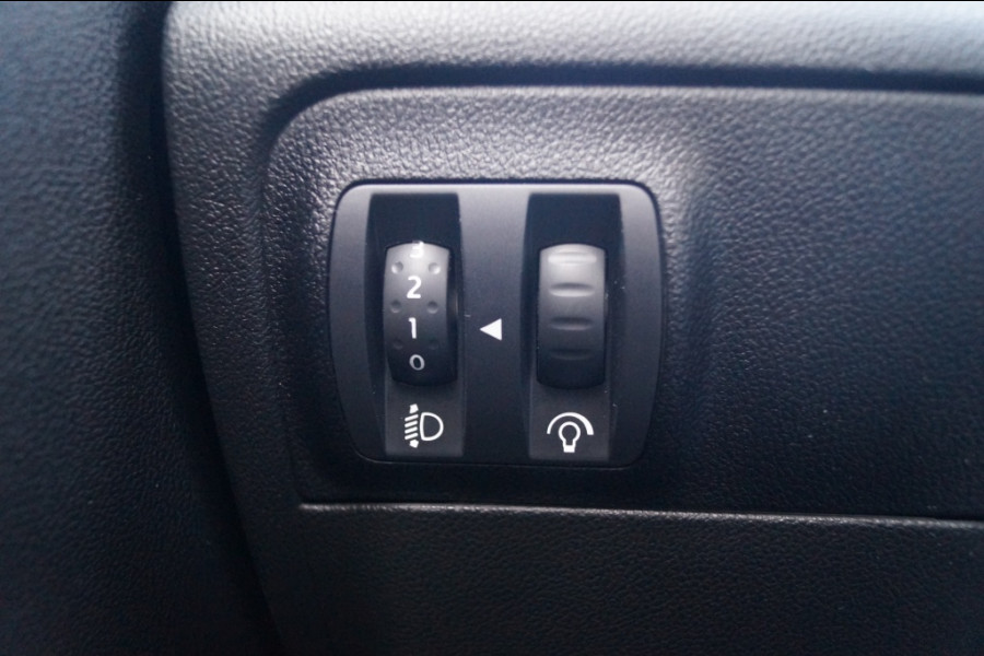 Renault Mégane Estate 1.3 TCe 140pk Automaat Intens -NAVI-ECC-LED-