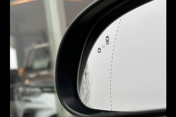 Hyundai Kona EV Fashion 64 kWh | SOH: 96,2% | 3 Fase | warmtepomp | Black Edition LM |  HUD | Blindspot | Climate | Navi |