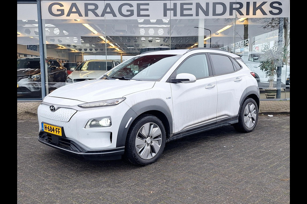 Hyundai Kona EV Fashion 64 kWh | SOH: 89,5%  | LED | Adaptive CC | Blindspot | Stoelverwarming | Camera |