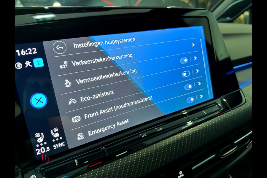 Volkswagen Golf 8 2.0 TSI R 4Motion Performance Akrapovic|Leder|HUD|H/K|Memory