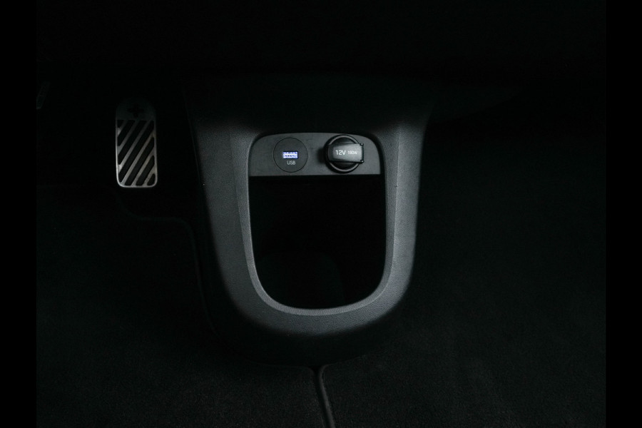 Hyundai IONIQ 5 Connect+ 73kWh [ 3-Fase ] {SOH-100%} (INCL-BTW) Aut *HEATPUMP | LEATHER | BOSE-AUDIO | FULL-LED | DIGI-COCKPIT | AMBIENTLIGHT | DAB | SHIFTPADDLES | HEAD-UP | NAVI-FULLMAP | KEYLESS | CAMERA | HEATED-COMFORTSEATS | TOWBAR | 19"A