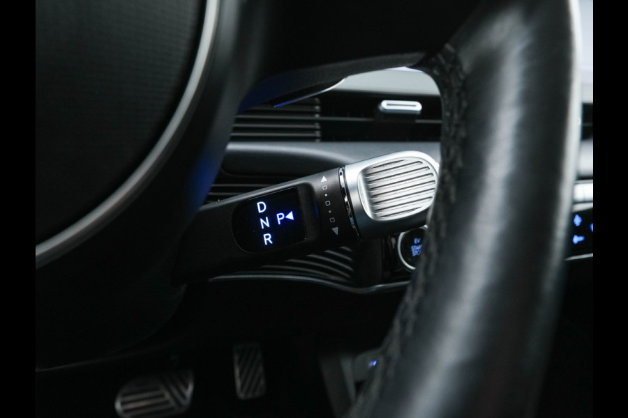 Hyundai IONIQ 5 Connect+ 73kWh [ 3-Fase ] {SOH-100%} (INCL-BTW) Aut *HEATPUMP | LEATHER | BOSE-AUDIO | FULL-LED | DIGI-COCKPIT | AMBIENTLIGHT | DAB | SHIFTPADDLES | HEAD-UP | NAVI-FULLMAP | KEYLESS | CAMERA | HEATED-COMFORTSEATS | TOWBAR | 19"A