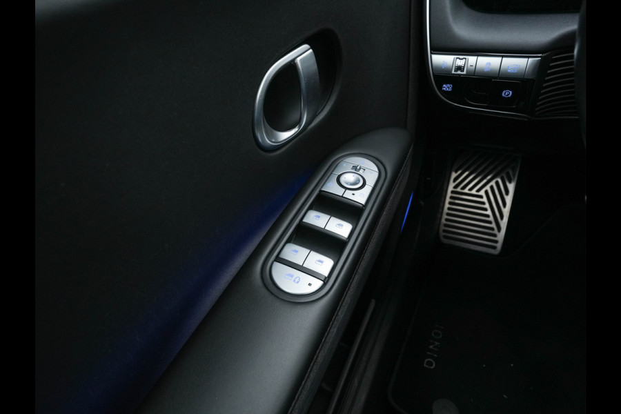 Hyundai IONIQ 5 Connect+ 73kWh [ 3-Fase ] {SOH-100%} (INCL-BTW) Aut *HEATPUMP | LEATHER | BOSE-AUDIO | FULL-LED | DIGI-COCKPIT | AMBIENTLIGHT | DAB | SHIFTPADDLES | HEAD-UP | NAVI-FULLMAP | KEYLESS | CAMERA | HEATED-COMFORTSEATS | TOWBAR | 19"A
