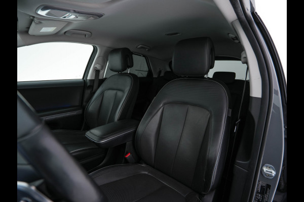 Hyundai IONIQ 5 Connect+ 73kWh [ 3-Fase ] {SOH-100%} (INCL-BTW) Aut *HEATPUMP | LEATHER | BOSE-AUDIO | FULL-LED | DIGI-COCKPIT | AMBIENTLIGHT | DAB | SHIFTPADDLES | HEAD-UP | NAVI-FULLMAP | KEYLESS | CAMERA | HEATED-COMFORTSEATS | TOWBAR | 19"A