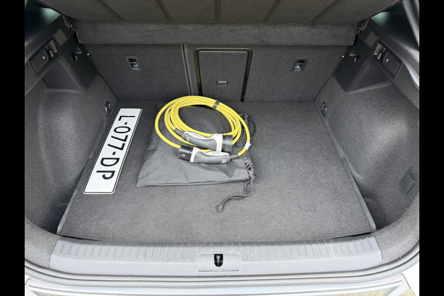 CUPRA Formentor 1.4 e-Hybrid VZ Copper Edition / Trekhaak (1.500KG) / Panoramadak / PDC / Adaptive Cruise / Leder / 245 PK