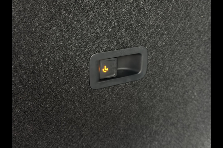 CUPRA Formentor 1.4 e-Hybrid VZ Copper Edition / Trekhaak (1.500KG) / Panoramadak / PDC / Adaptive Cruise / Leder / 245 PK