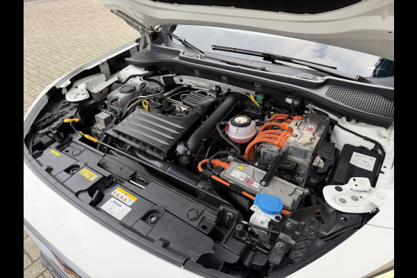 CUPRA Formentor 1.4 e-Hybrid VZ Copper Edition / Trekhaak (1.500KG) / Panoramadak / PDC / Adaptive Cruise / Leder / 245 PK