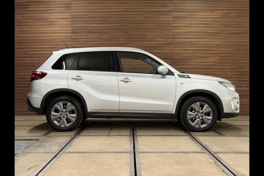 Suzuki Vitara 1.4 Boosterjet Select Smart Hybrid Automaat | LED | Camera | Trekhaak