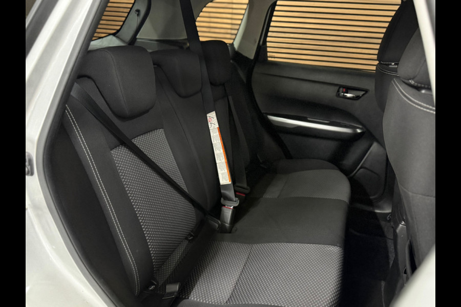 Suzuki Vitara 1.4 Boosterjet Select Smart Hybrid Automaat | LED | Camera | Trekhaak