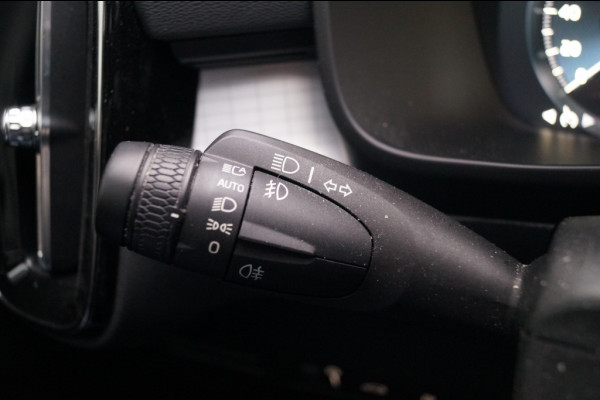 Volvo XC40 1.5 T4 Plug-in Hybrid Core Bright -LEER-NAVI-ECC-