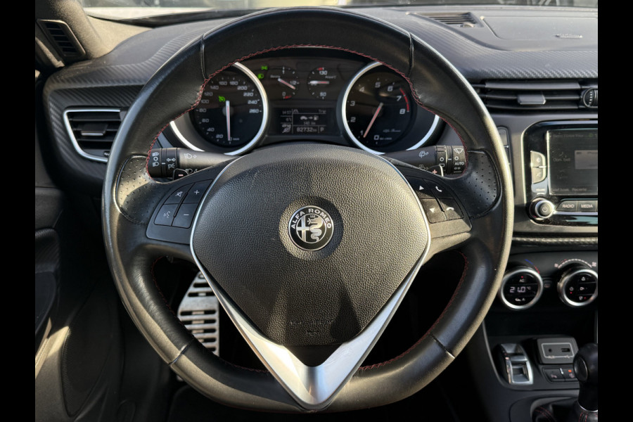 Alfa Romeo Giulietta 1.4 Turbo MultiAir Super | NL-auto | Pano | Leder | Navi | Cruise