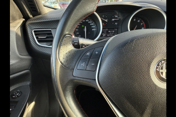 Alfa Romeo Giulietta 1.4 Turbo MultiAir Super | NL-auto | Pano | Leder | Navi | Cruise