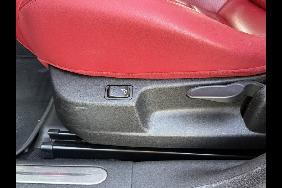 Alfa Romeo Giulietta 1.4 Turbo MultiAir Super | NL-auto | Pano | Leder | Navi | Cruise