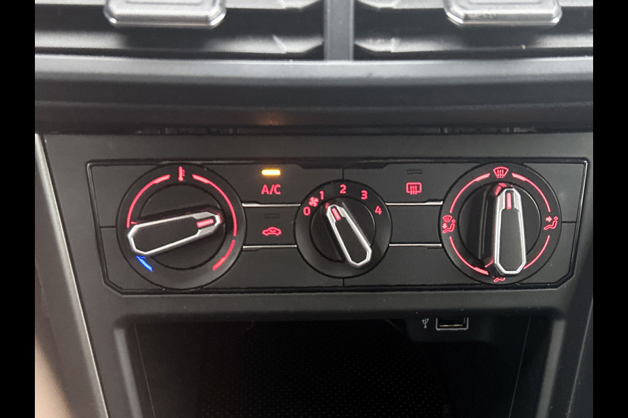 Volkswagen Polo 1.0 TSI Comfortline (NL-auto, Goed OnderH, Parkeersensoren, Adaptieve Cruise Con, Airco, Etc)