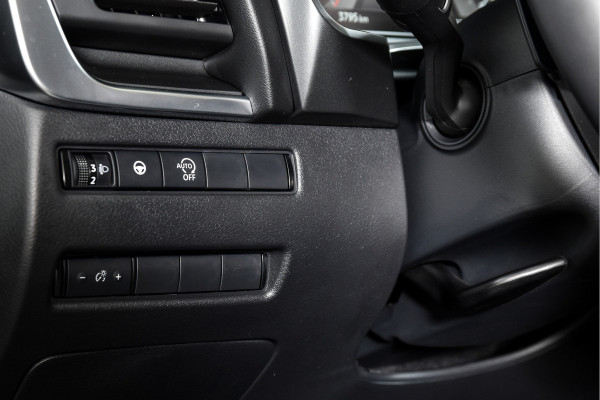 Nissan QASHQAI 1.3 MHEV Xtronic 158 PK N-Connecta - Automaat | Panodak | Cold Pack | Dig. Cockpit | Adapt. Cruise | 360 Camera | PDC | NAV + App Connect | LM 18" | ECC | 6754