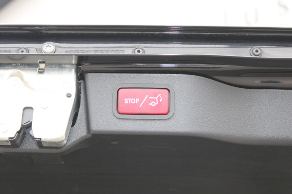 Mercedes-Benz V-Klasse 300d / XXL / 4-Matic / DC / Black Edition / 2x Elec Schuifdeur / Burmester / 360 Camera / Vol Opties / NIEUWSTAAT