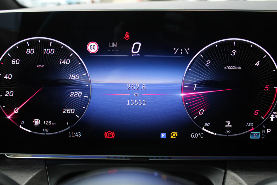 Mercedes-Benz V-Klasse 300d / XXL / 4-Matic / DC / Black Edition / 2x Elec Schuifdeur / Burmester / 360 Camera / Vol Opties / NIEUWSTAAT