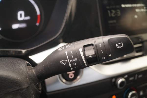 Kia e-Niro DynamicLine 64kWh -NAVI-ECC-PDC-