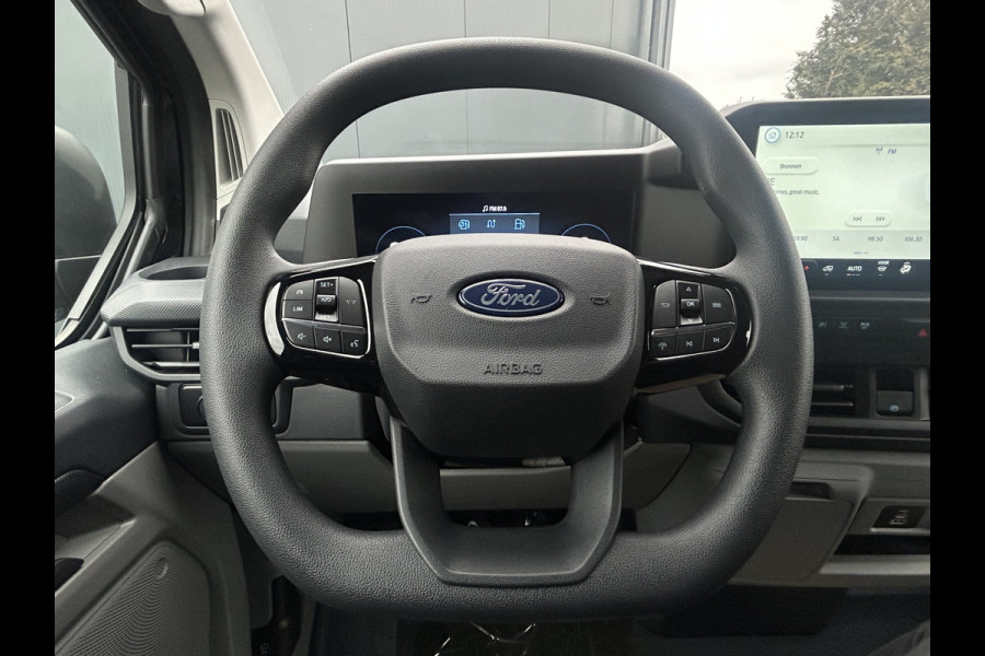 Ford Transit Custom 2.0 TDCI 136 PK AUTOMAAT TREND / 2.75 TON TREKHAAK / **BPM VRIJ !! NIEUW** / FABRIEKSGARANTIE / AIRCO / CRUISE / CAMERA / APPLE