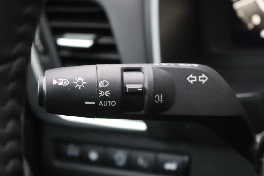 Nissan QASHQAI 1.3DIG-T MHEV 158PK Automaat N-Connecta Panoramadak/Winter-pack/Elektr.-klep/Head-Up/Adapt.-cruise