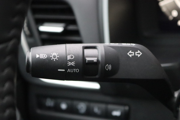 Nissan QASHQAI 1.3DIG-T MHEV 158PK Automaat N-Connecta Panoramadak/Winter-pack/Elektr.-klep/Head-Up/Adapt.-cruise