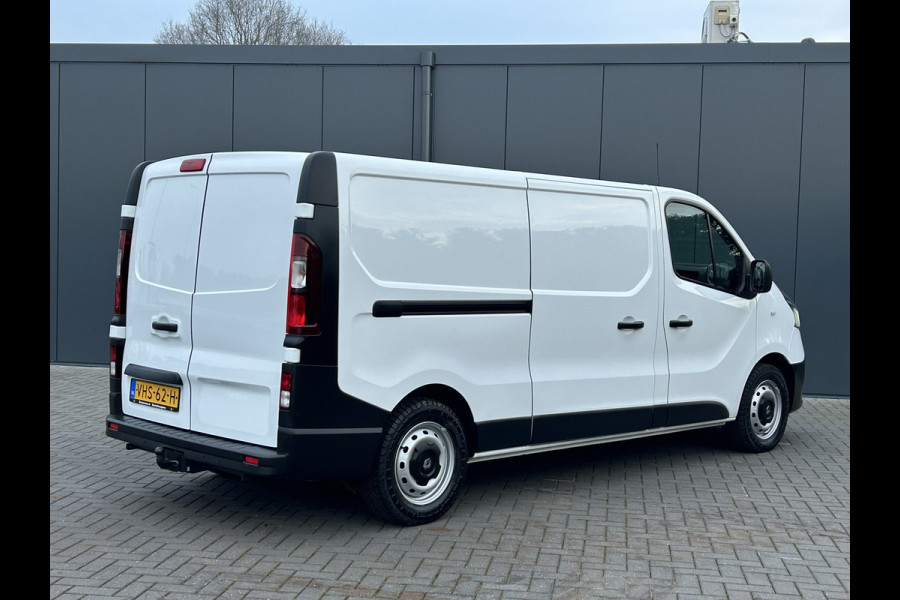 Renault Trafic 2.0 dCi 146 PK / L2H1 / 1e EIG. / AUTOMAAT / SORTIMO INRICHTING / TREKHAAK / AIRCO / CRUISE / BLUETOOTH / 3-ZITS