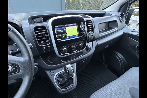 Renault Trafic 2.0 dCi 146 PK / L2H1 / 1e EIG. / AUTOMAAT / SORTIMO INRICHTING / TREKHAAK / AIRCO / CRUISE / BLUETOOTH / 3-ZITS