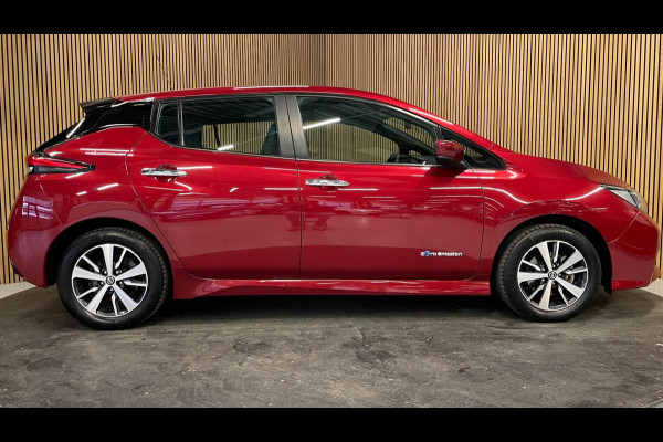 Nissan Leaf N-Connecta 40 kWh|90%SOH|270 WLTP|360-CAMERA|APPLE CARPLAY|STUUR+STOELVERW VOOR+ACHTER|ACC|NAVIGATIE|NL-AUTO|NAP|MARGE