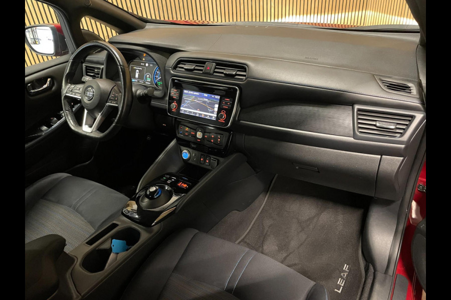 Nissan Leaf N-Connecta 40 kWh|90%SOH|270 WLTP|360-CAMERA|APPLE CARPLAY|STUUR+STOELVERW VOOR+ACHTER|ACC|NAVIGATIE|NL-AUTO|NAP|MARGE
