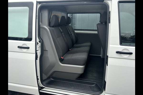 Volkswagen Transporter 2.0 TDI 111 PK / L2H1 / DUBBE CABINE / 1e EIG. / IMPERIAAL / TREKHAAK / AIRCO / CRUISE