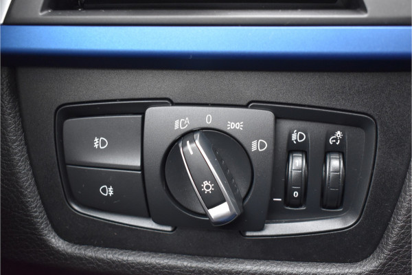 BMW 3 Serie Touring 318i Edition Automaat M Sport Shadow Executive / Navigatie / Clima / Keyless / Trekhaak / 18"LM