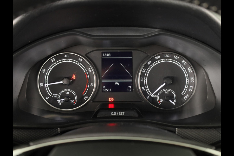 Škoda Kamiq 1.0 TSI Ambition 110 pk | Verlengde garantie | Navigatie via App | Cruise control | LED koplampen | Apple Carplay/Android Auto |