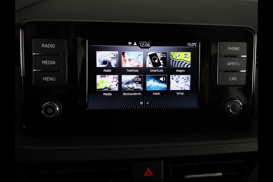 Škoda Kamiq 1.0 TSI Ambition 110 pk | Verlengde garantie | Navigatie via App | Cruise control | LED koplampen | Apple Carplay/Android Auto |