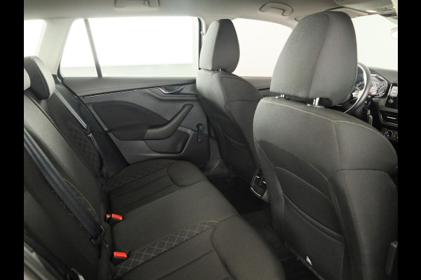 Škoda Kamiq 1.0 TSI Ambition 110 pk | Verlengde garantie | Navigatie via App | Cruise control | LED koplampen | Apple Carplay/Android Auto |