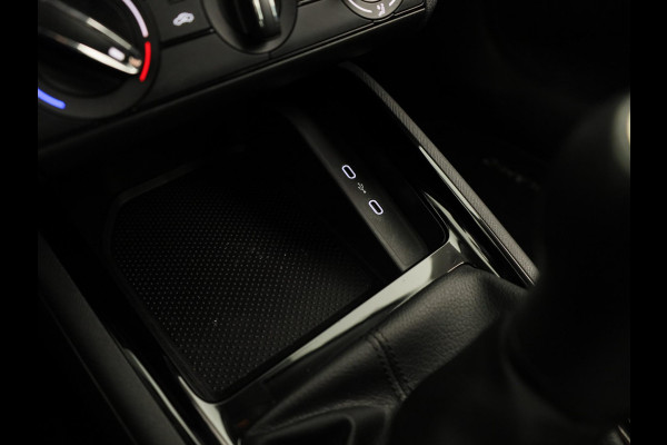 Škoda Kamiq 1.0 TSI Ambition 110 pk | Verlengde garantie | Navigatie via App | Cruise control | LED koplampen | Apple Carplay/Android Auto |