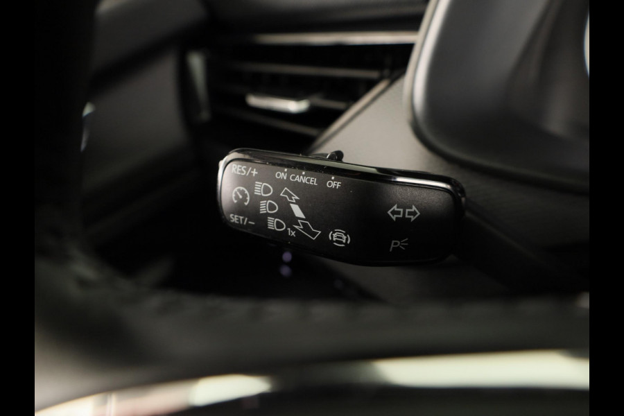 Škoda Kamiq 1.0 TSI Ambition 110 pk | Verlengde garantie | Navigatie via App | Cruise control | LED koplampen | Apple Carplay/Android Auto |