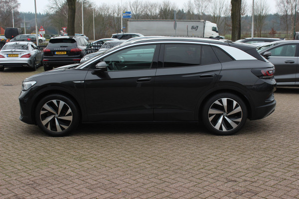 Volkswagen ID.4 First 77 kWh / SoH 88.6% / Camera / Apple CarPlay / DAB / 20'' / LED / Alcantara / Stoelverwarming / ACC