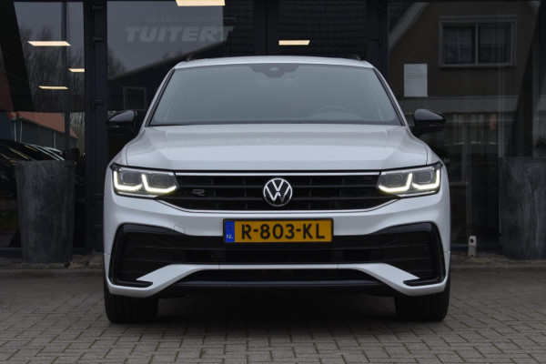 Volkswagen Tiguan 1.5 TSI R-Line | BLACK STYLE | PANORAMADAK | NAP | CAMERA | IQ LIGHT