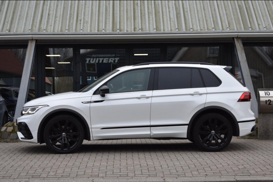 Volkswagen Tiguan 1.5 TSI R-Line | BLACK STYLE | PANORAMADAK | NAP | CAMERA | IQ LIGHT