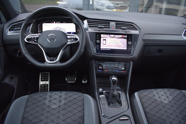 Volkswagen Tiguan 1.5 TSI R-Line | BLACK STYLE | PANORAMADAK | NAP | CAMERA | IQ LIGHT