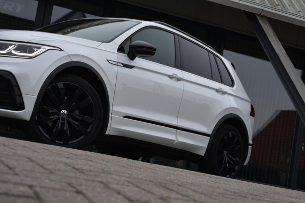 Volkswagen Tiguan 1.5 TSI R-Line | BLACK STYLE | PANORAMADAK | NAP | CAMERA | IQ LIGHT